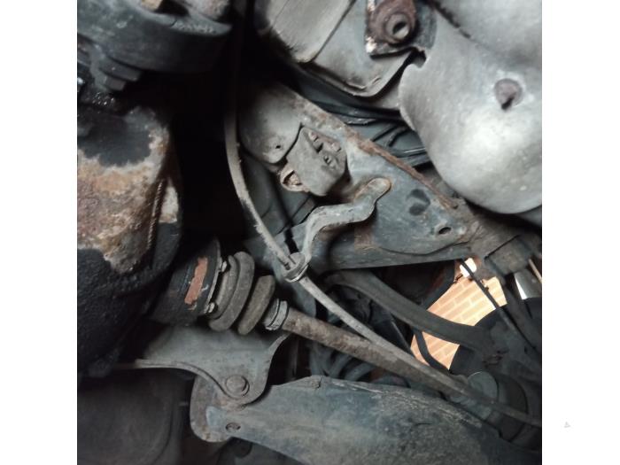 Gebruikte Subframe Mercedes CLK (C208) 2.0 200K Evo 16V Prijs op aanvraag aangeboden door Autodemontage Joko B.V.