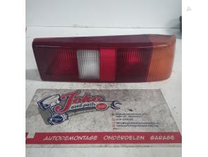 Gebruikte Achterlicht rechts Ford Sierra I 1.6 E,L.EL,GL,CL,Ghia Prijs op aanvraag aangeboden door Autodemontage Joko B.V.