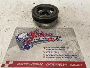 Gebruikte Krukas Poelie Peugeot 207/207+ (WA/WC/WM) 1.6 16V VTRi Prijs op aanvraag aangeboden door Autodemontage Joko B.V.