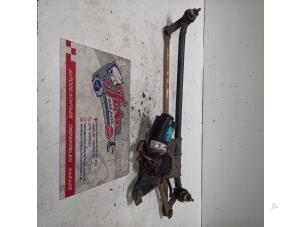 Gebruikte Ruitenwis Mechaniek Dacia Logan (LS) 1.4 Prijs op aanvraag aangeboden door Autodemontage Joko B.V.