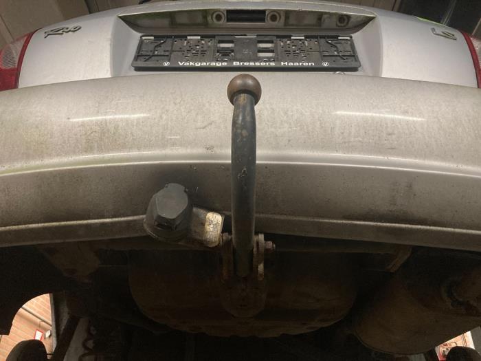 Trekhaak van een Kia Rio (DC22/24) 1.5 16V 2005