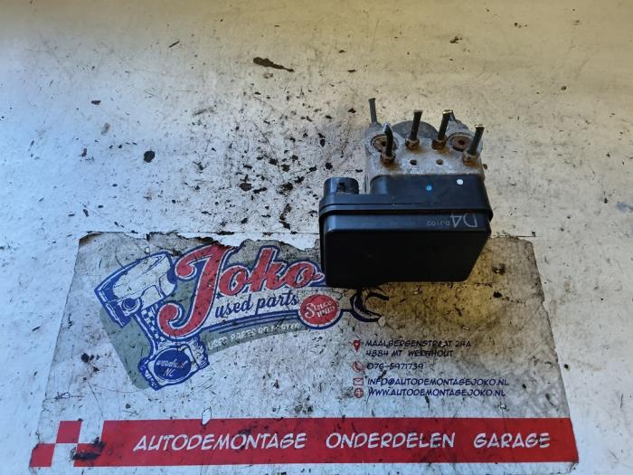 Gebruikte ABS Pomp Daihatsu Terios (J2) 1.5 16V DVVT 4x2 Euro 4 Prijs op aanvraag aangeboden door Autodemontage Joko B.V.