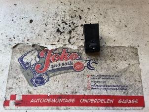 Gebruikte Ruit schakelaar elektrisch Chevrolet Aveo (300) 1.2 16V Prijs op aanvraag aangeboden door Autodemontage Joko B.V.