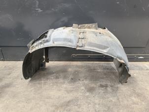 Gebruikte Slijkweerder Opel Zafira (M75) 2.2 16V Direct Ecotec Prijs op aanvraag aangeboden door Autodemontage Joko B.V.