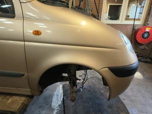 Gebruikte Spatbord rechts-voor Chevrolet Matiz 1.0 Prijs op aanvraag aangeboden door Autodemontage Joko B.V.