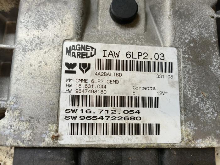 Computer Body Control van een Peugeot 206 (2A/C/H/J/S) 1.4 16V 2003