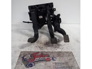 Gebruikte Pedalen Set Peugeot Boxer (U9) 2.2 HDi 120 Euro 4 Prijs op aanvraag aangeboden door Autodemontage Joko B.V.
