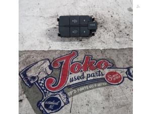 Gebruikte Schakelaar boordcomputer Peugeot Boxer (U9) 2.2 HDi 120 Euro 4 Prijs op aanvraag aangeboden door Autodemontage Joko B.V.