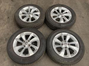Gebruikte Sportvelgen Set Opel Corsa D 1.2 16V Prijs op aanvraag aangeboden door Autodemontage Joko B.V.