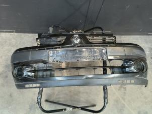 Gebruikte Bumper voor Renault Clio II (BB/CB) 1.5 dCi 65 Prijs op aanvraag aangeboden door Autodemontage Joko B.V.