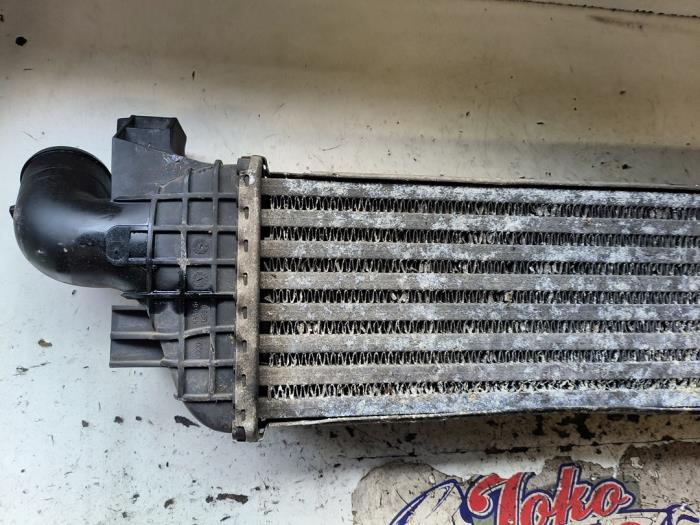 Intercooler van een Volvo V50 (MW) 1.6 D 16V 2006