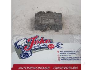 Gebruikte Computer Motormanagement Volkswagen Golf III Cabrio (1E) 1.8 Prijs op aanvraag aangeboden door Autodemontage Joko B.V.