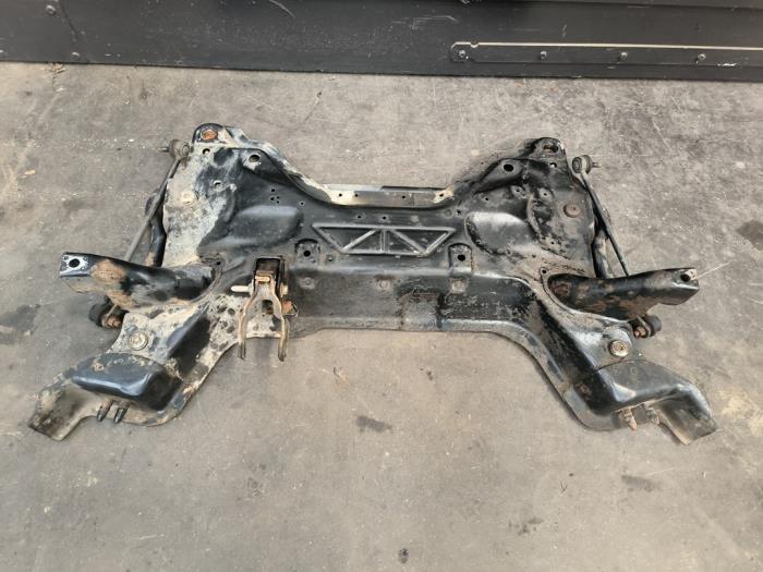 Gebruikte Subframe Citroen Berlingo Cinqspace, Multispace 1.6 Hdi 75 Phase 1 Prijs op aanvraag aangeboden door Autodemontage Joko B.V.