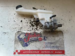 Gebruikte Hoofdremcilinder Opel Karl 1.0 12V Prijs op aanvraag aangeboden door Autodemontage Joko B.V.