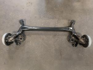 Gebruikte Achteras voorwielaandrijving Opel Karl 1.0 12V Prijs op aanvraag aangeboden door Autodemontage Joko B.V.