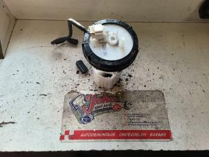 Gebruikte Tank element Pomp Opel Karl 1.0 12V Prijs op aanvraag aangeboden door Autodemontage Joko B.V.