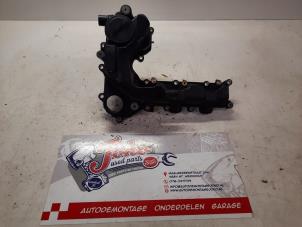 Gebruikte Kleppendeksel Citroen C5 Aircross I (A4/AC/AJ/AR) 1.2 e-THP PureTech 130 Prijs op aanvraag aangeboden door Autodemontage Joko B.V.