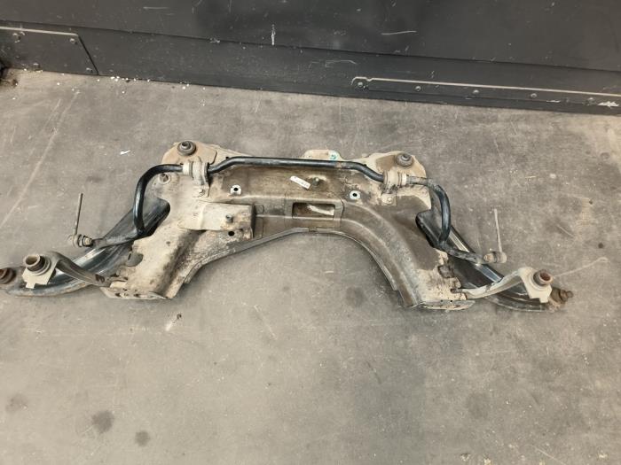 Gebruikte Subframe Renault Clio III (BR/CR) 1.5 dCi FAP Prijs op aanvraag aangeboden door Autodemontage Joko B.V.