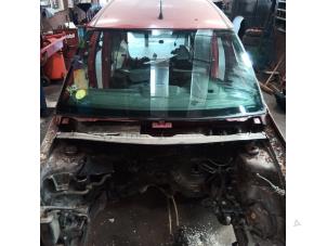 Gebruikte Voorruit Skoda Roomster (5J) 1.2 12V HTP Prijs op aanvraag aangeboden door Autodemontage Joko B.V.