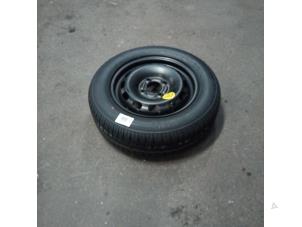 Gebruikte Reservewiel Ford Fiesta 5 (JD/JH) 1.3 Prijs op aanvraag aangeboden door Autodemontage Joko B.V.