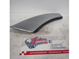 Gebruikte Cabriodak Afdekplaat Peugeot 307 CC (3B) 2.0 16V Prijs op aanvraag aangeboden door Autodemontage Joko B.V.