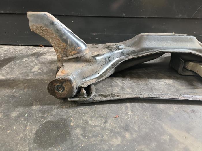 Subframe van een Alfa Romeo MiTo (955) 1.4 2012