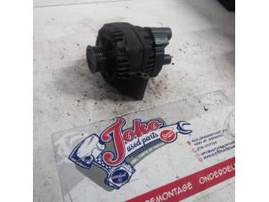 Gebruikte Alternator Fiat Doblo Cargo (223) 1.3 JTD 16V Multijet Prijs op aanvraag aangeboden door Autodemontage Joko B.V.