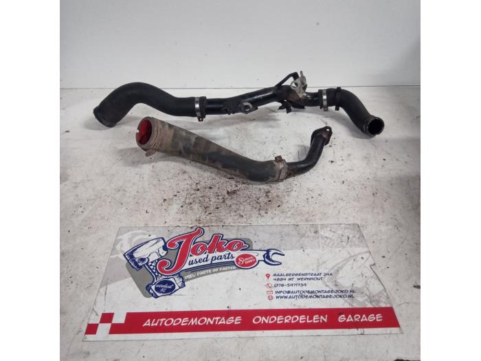 Gebruikte Intercooler Buis Fiat Doblo Cargo (223) 1.3 JTD 16V Multijet Prijs op aanvraag aangeboden door Autodemontage Joko B.V.