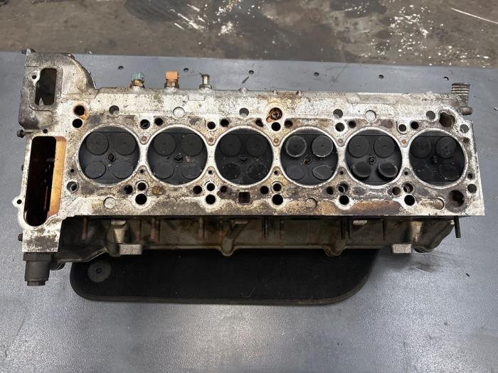 Gebruikte Cilinderkop BMW 3 serie (E36/4) 320i 24V Prijs op aanvraag aangeboden door Autodemontage Joko B.V.