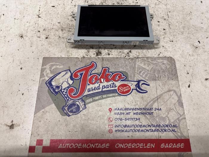 Gebruikte Display Interieur Audi A4 Avant (B8) 2.0 TDI 120 16V Prijs op aanvraag aangeboden door Autodemontage Joko B.V.