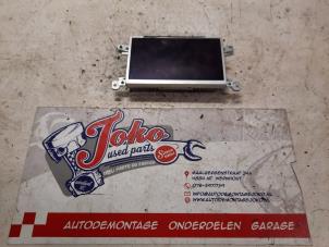 Gebruikte Display Interieur Audi A5 Cabrio (8F7) 2.0 TDI 16V Prijs op aanvraag aangeboden door Autodemontage Joko B.V.