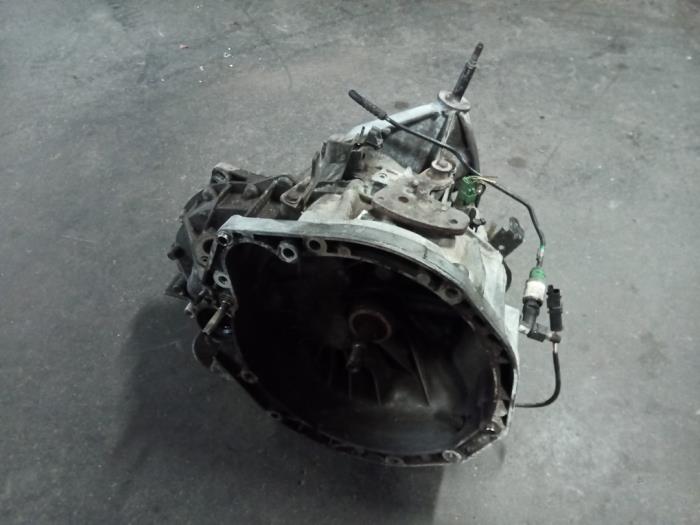 Gebruikte Versnellingsbak Renault Espace (JK) 2.0 16V Turbo Prijs op aanvraag aangeboden door Autodemontage Joko B.V.
