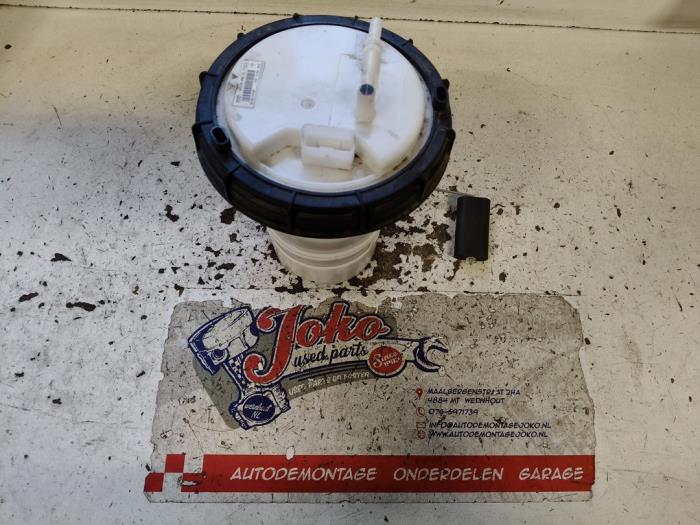 Gebruikte Tank element Pomp Citroen C3 (SC) 1.1 Prijs op aanvraag aangeboden door Autodemontage Joko B.V.