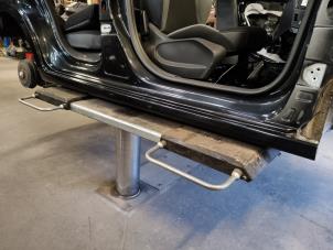 Gebruikte Dorpel rechts Citroen C3 (SC) 1.1 Prijs op aanvraag aangeboden door Autodemontage Joko B.V.