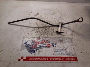 Gebruikte Olie Peilstok Mercedes C (W204) 1.8 C-200K 16V Prijs op aanvraag aangeboden door Autodemontage Joko B.V.