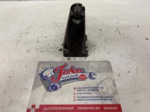 Gebruikte Motorrubber Mercedes C (W204) 1.8 C-200K 16V Prijs op aanvraag aangeboden door Autodemontage Joko B.V.