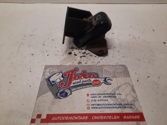 Gebruikte Motorsteun Hyundai H-300 2.5 CRDi Prijs op aanvraag aangeboden door Autodemontage Joko B.V.