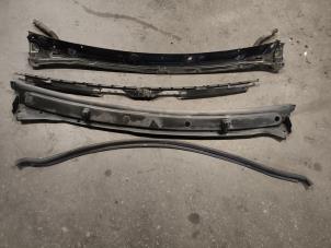 Gebruikte Paravan Opel Vivaro 1.9 DTI 16V Prijs op aanvraag aangeboden door Autodemontage Joko B.V.