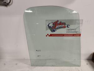 Gebruikte Portierruit 2Deurs rechts Opel Vivaro 1.9 DTI 16V Prijs op aanvraag aangeboden door Autodemontage Joko B.V.