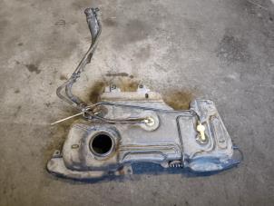 Gebruikte Tank Renault Modus/Grand Modus (JP) 1.6 16V Prijs op aanvraag aangeboden door Autodemontage Joko B.V.