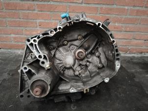 Gebruikte Versnellingsbak Renault Scénic I (JA) 1.6 16V Prijs op aanvraag aangeboden door Autodemontage Joko B.V.