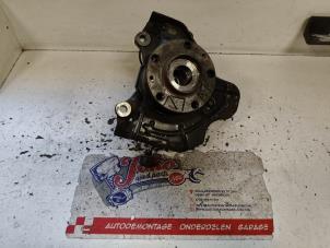 Gebruikte Fusee links-voor Citroen Jumper (U9) 2.2 HDi 100 Prijs op aanvraag aangeboden door Autodemontage Joko B.V.