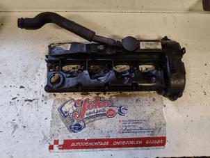 Gebruikte Kleppendeksel Mercedes Vito (639.6) 2.2 113 CDI 16V Euro 5 Prijs op aanvraag aangeboden door Autodemontage Joko B.V.