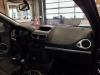 Dashboard van een Renault Clio III (BR/CR) 1.2 16V TCe 100 2009