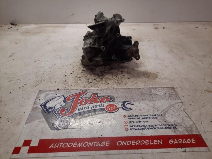 Gebruikte Waterpomp BMW 7 serie (G11/12) 740Le xDrive Prijs op aanvraag aangeboden door Autodemontage Joko B.V.