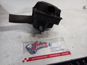 Gebruikte Luchtfilterhuis Opel Omega B (25/26/27) 2.0i GL Prijs op aanvraag aangeboden door Autodemontage Joko B.V.
