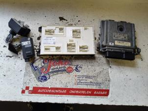 Gebruikte Computer Motormanagement Mercedes CLA (117.3) 1.6 CLA-200 16V Prijs op aanvraag aangeboden door Autodemontage Joko B.V.