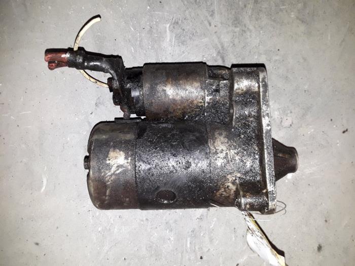 Gebruikte Startmotor Renault Megane (BA) 1.4i RL,RN Prijs op aanvraag aangeboden door Autodemontage Joko B.V.