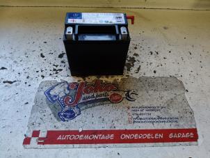 Gebruikte Accu Mercedes CLA (117.3) 1.6 CLA-200 16V Prijs op aanvraag aangeboden door Autodemontage Joko B.V.