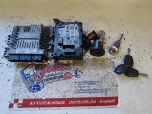 Gebruikte Computer Motormanagement Renault Clio III (BR/CR) 1.5 dCi 105 Prijs op aanvraag aangeboden door Autodemontage Joko B.V.